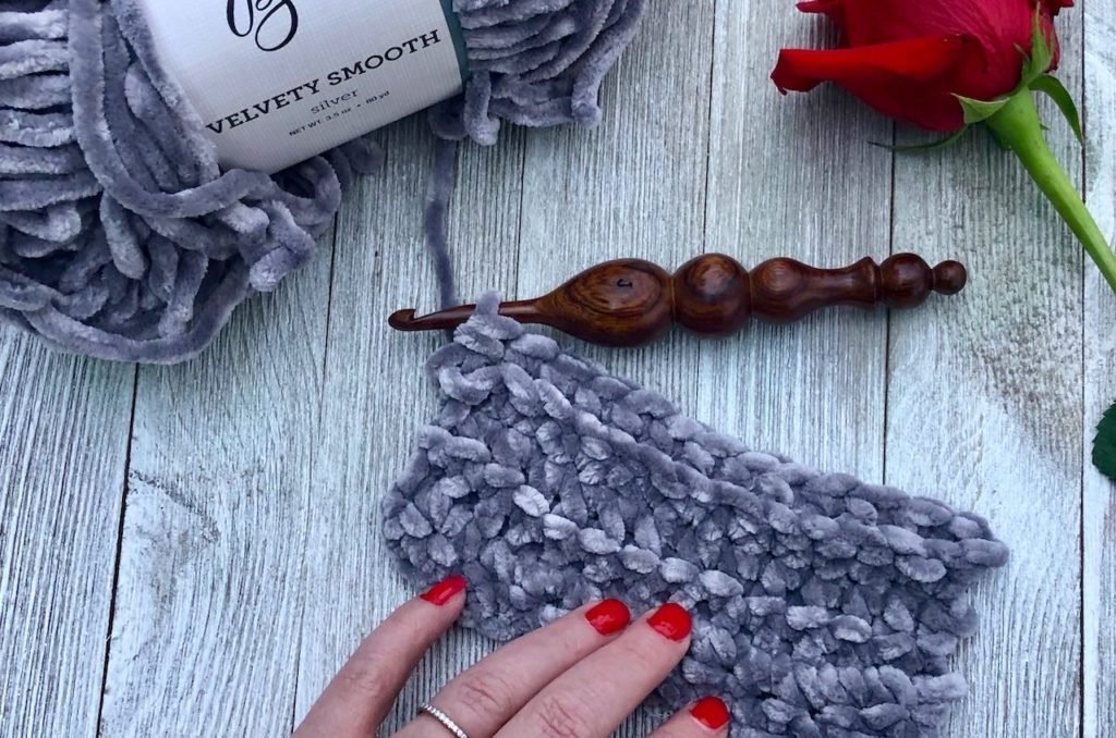Yarn Bee Velvety Smooth yarn guide