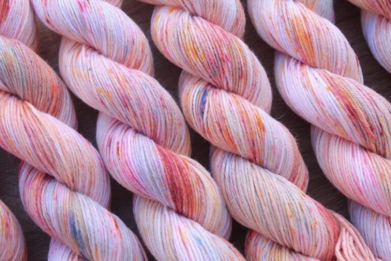 Airy Yarn Lightweight, Breathable Yarn for Summer Projects