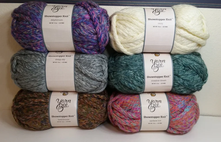 Yarn Bee Runway Hit Ivory Premium Fashion-Forward Yarn Collection